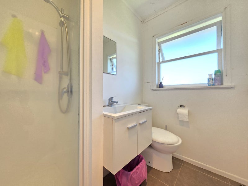 2/23 Coronation Road, Papatoetoe, Auckland - Carousel 12