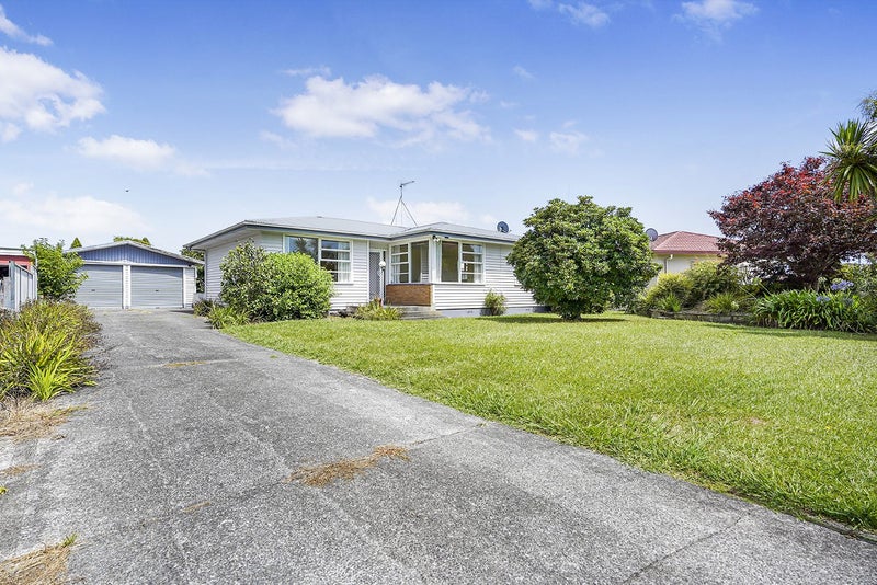 15 Lugton Street, Nawton, Hamilton - Carousel 2