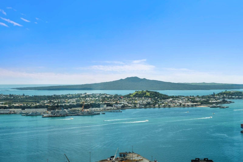 4803/10 Commerce Street, Auckland Central, Auckland - Carousel 2