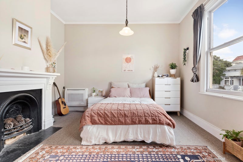 5 Howard Street, Mount Cook, Wellington - Carousel 2