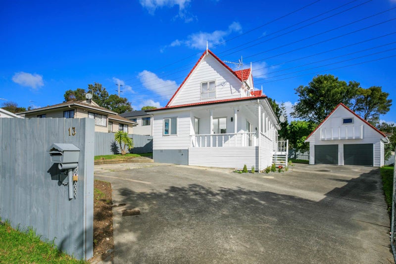 13 Sabana Place, Unsworth Heights, Auckland - Carousel 2