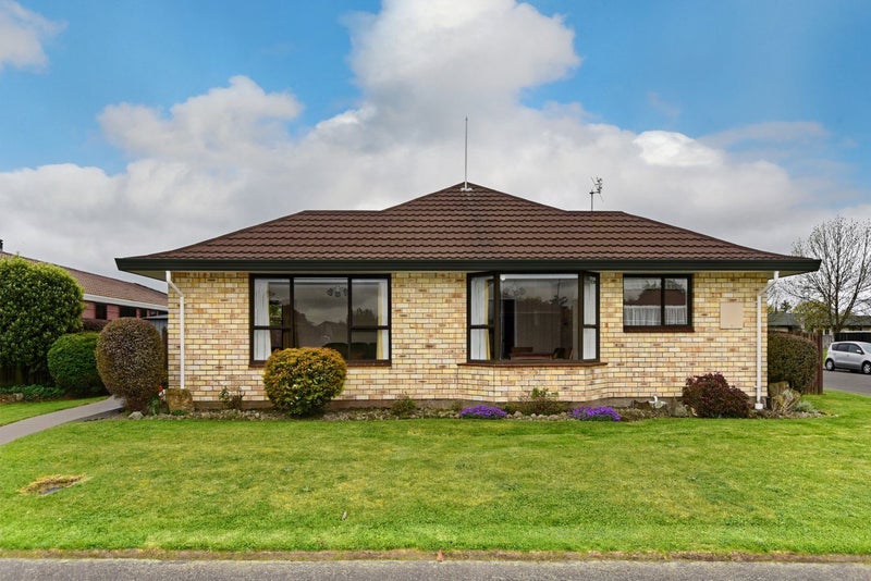 1/1 Iona Place, Sockburn, Christchurch - Carousel 2
