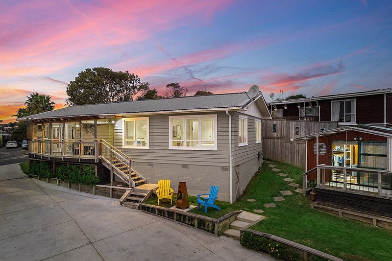 26 Caronia Crescent, Lynfield, Auckland - Carousel 2