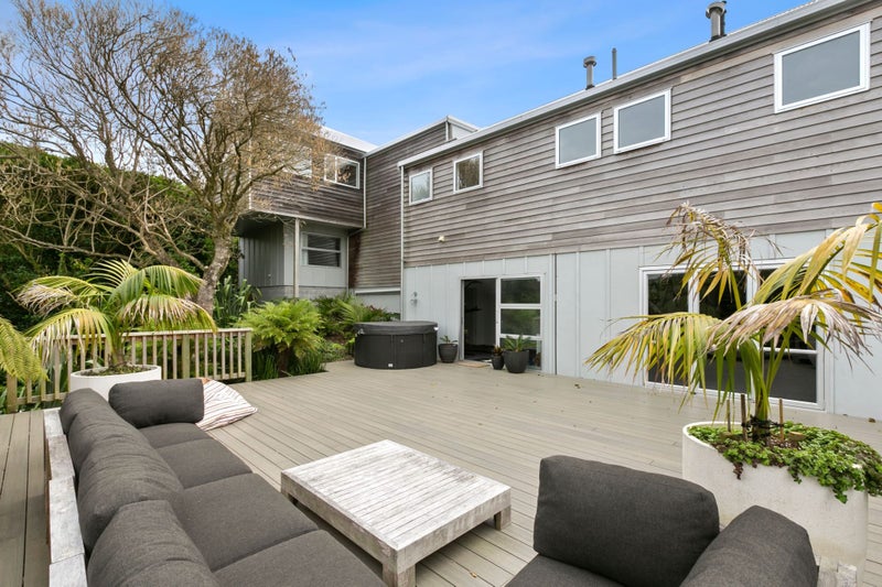 91 Paynters Avenue, Strandon, New Plymouth - Carousel 22