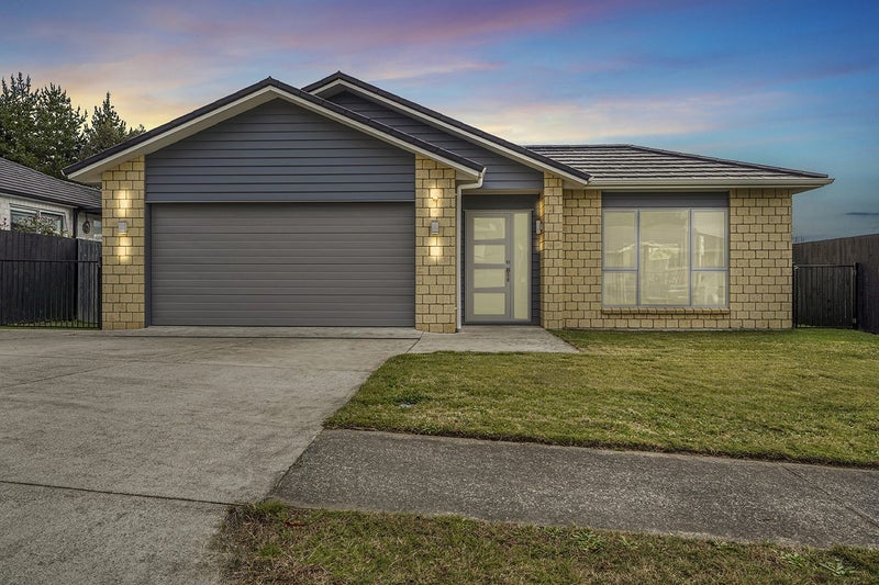 49 Alpers Ridge, Leamington, Cambridge - Carousel 1