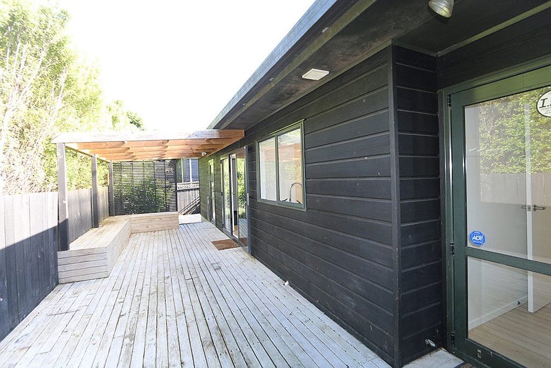 1/0 Paihia Road, Onehunga, Auckland - Carousel 21