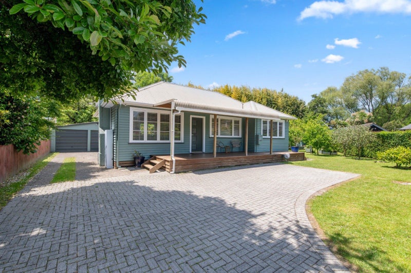 9 Waiwhero Street, Mangakakahi, Rotorua - Carousel 1