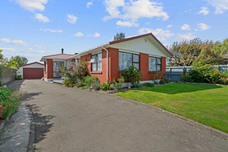 22 Glenora Place, Hornby, Christchurch - Carousel 1