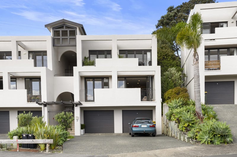 9/5 Monte Cassino Place, Birkdale, Auckland - Carousel 1