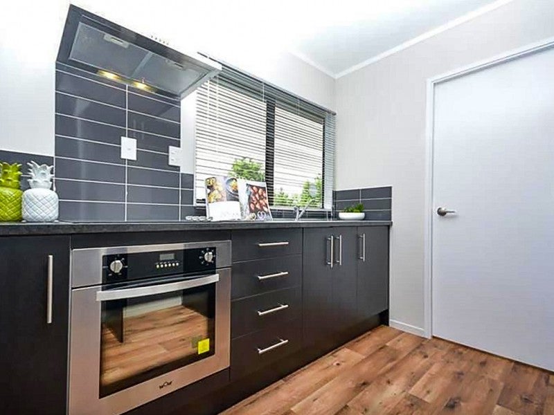 26B ESTUARY RD, Weymouth, Auckland - Carousel 2