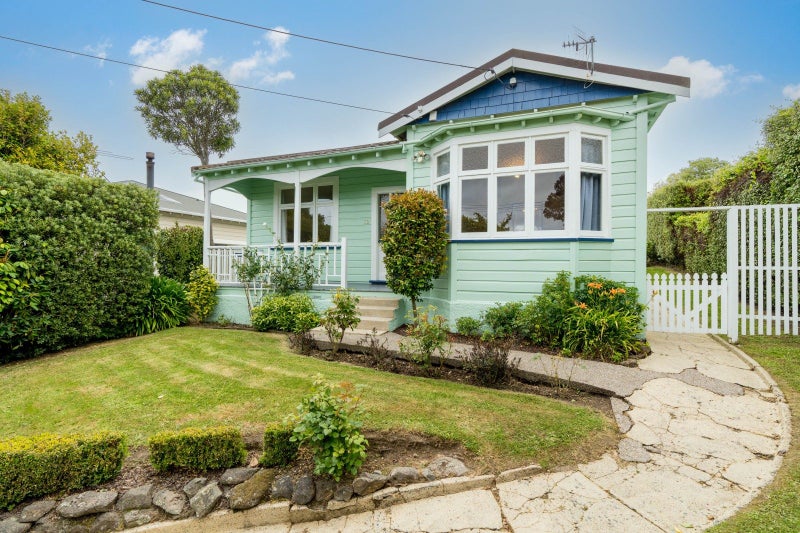 30 Scoular Street, Maryhill, Dunedin - Carousel 1