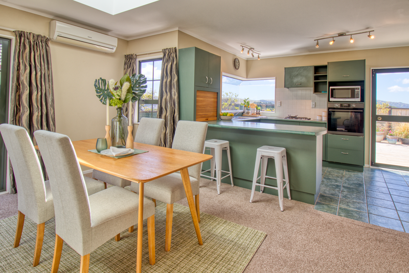 8 Peppertree Lane, Woodridge, Wellington - Carousel 2