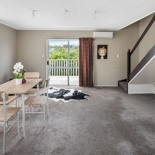 32A Cheltenham Terrace, Newlands, Wellington - Carousel 1
