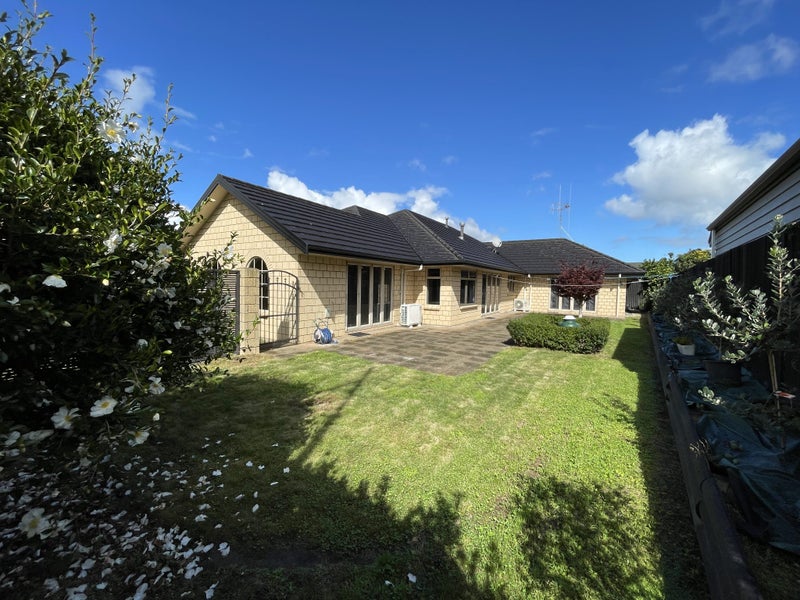 64 Huntington Drive, Huntington, Hamilton - Carousel 15