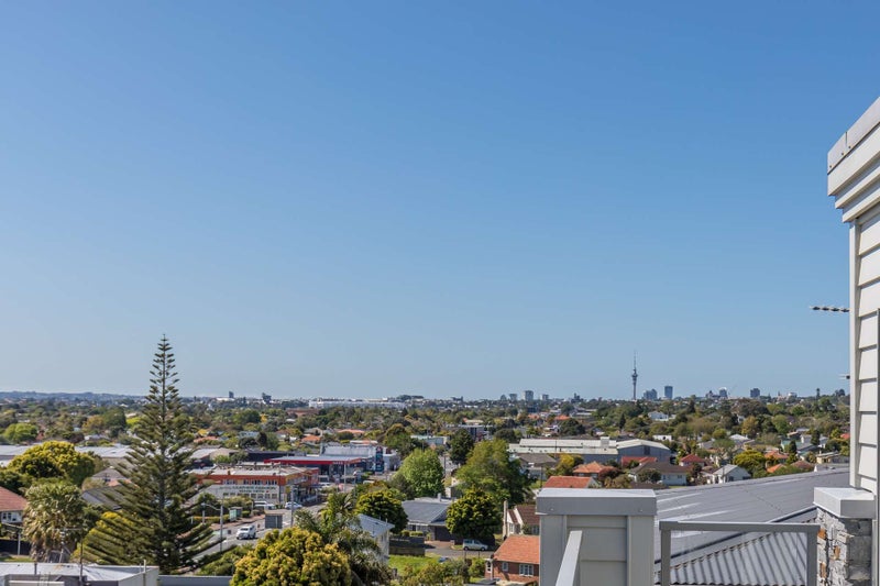 4M/3 Keystone Avenue, Three Kings, Auckland - Carousel 8