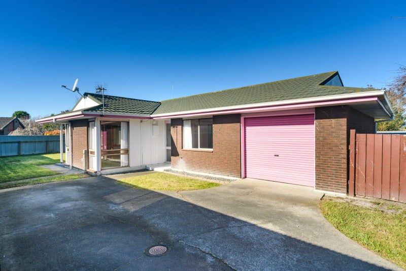 18 Westmere Place, Takaro, Palmerston North - Carousel 2