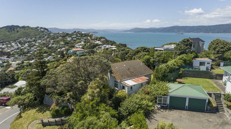 120 Seatoun Heights Road, Seatoun, Wellington - Carousel 11