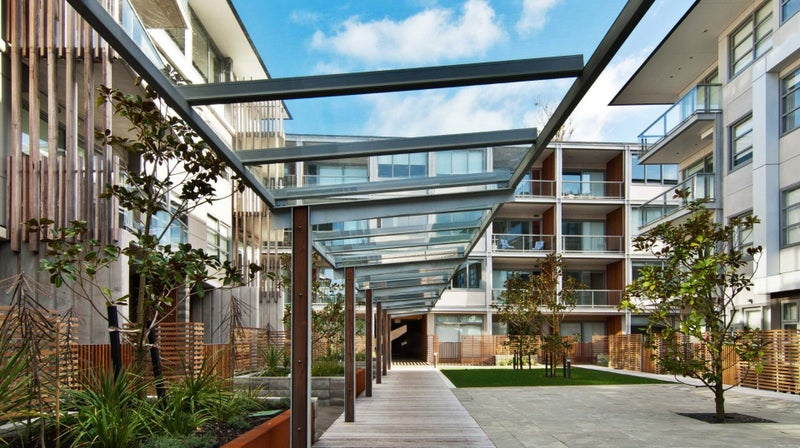 W306/28 Torrens Terrace, Mount Cook, Wellington - Carousel 2