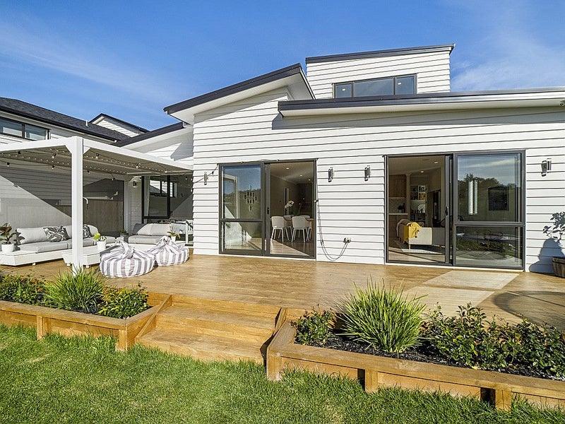 119 Godfrey Drive, Orewa, Orewa - Carousel 2