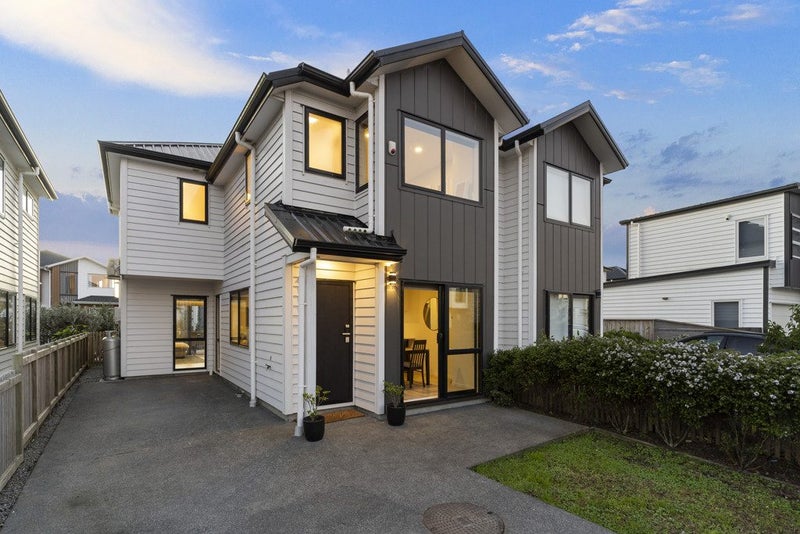 6 Aviation Drive, Hobsonville, Auckland - Carousel 1