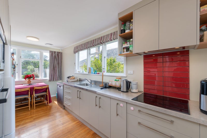 115 Te Pene Avenue, Titahi Bay, Porirua - Carousel 2