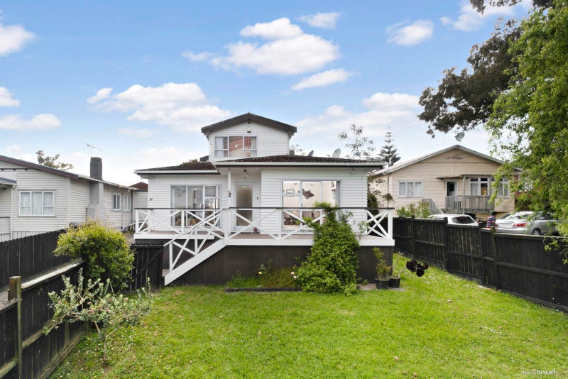 60 Taylor Street, Blockhouse Bay, Auckland - Carousel 1