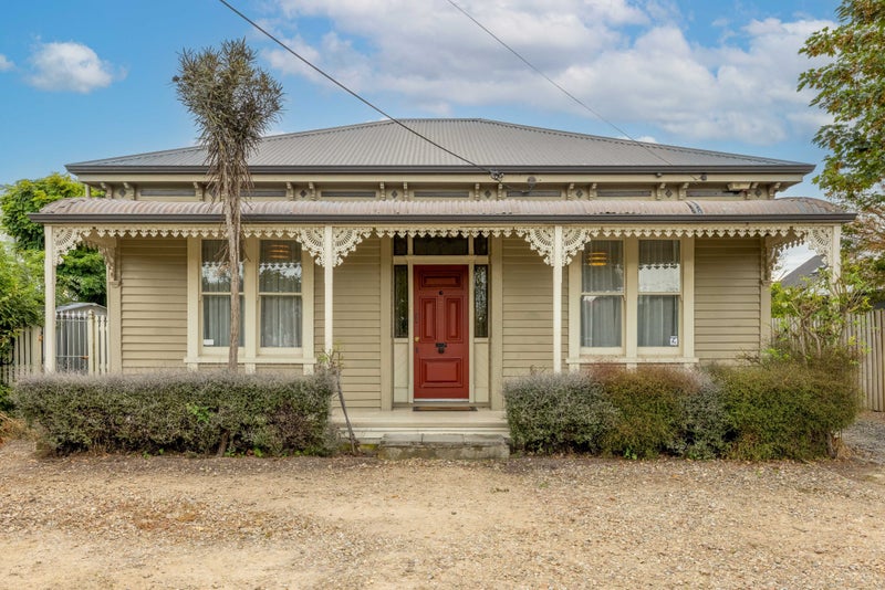 15 Champion Street, Edgeware, Christchurch - Carousel 1