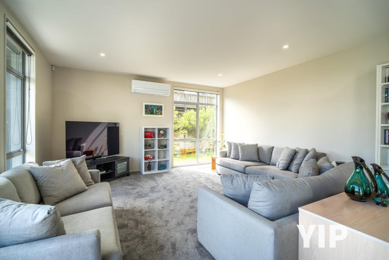 52 Woodridge Drive, Woodridge, Wellington - Carousel 2