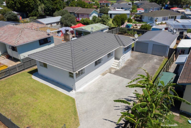 5 Zelda Avenue, Clover Park, Auckland - Carousel 2