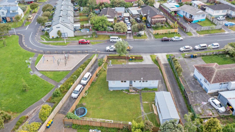 36 Kelman Road, Kelston, Auckland - Carousel 2