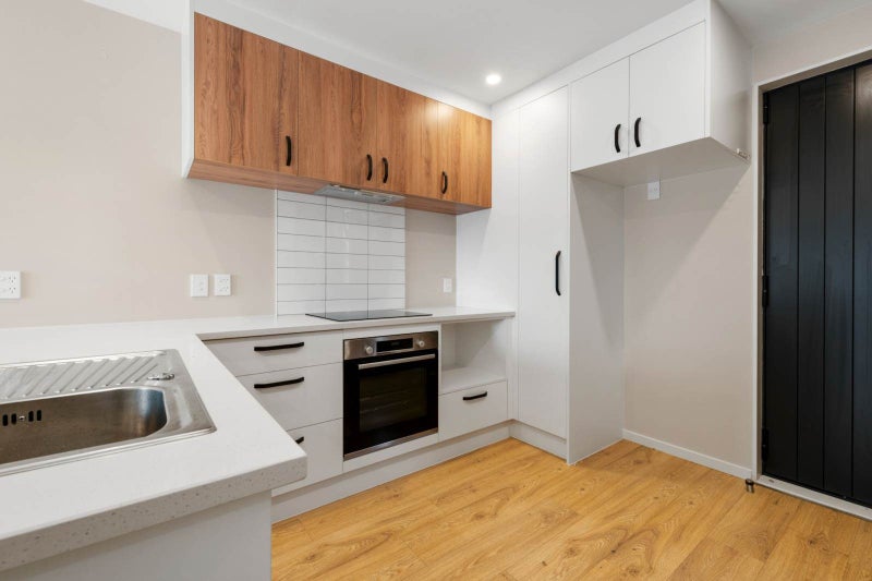 2B Laser Place, Bayview, Auckland - Carousel 2