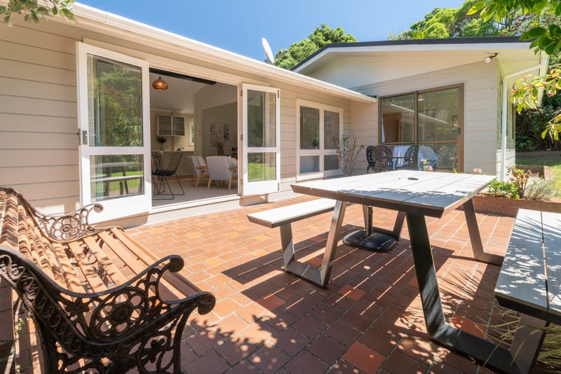 28 Whanake Street, Titahi Bay, Porirua - Carousel 2