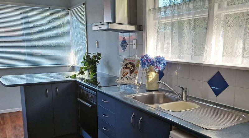 140 Hepburn Road, Glendene, Auckland - Carousel 1