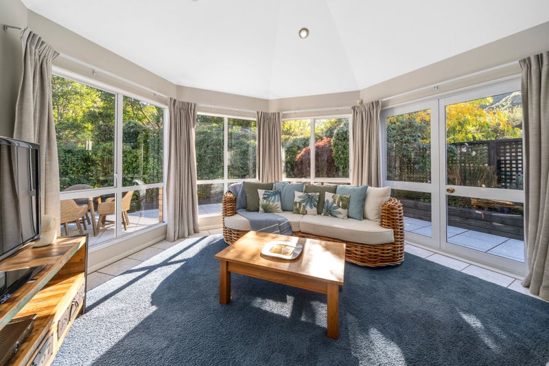 46 Cheviot Road, Lowry Bay, Lower Hutt - Carousel 2