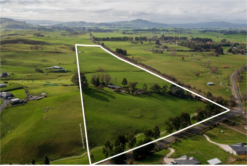 101 Racecourse Road, Waipukurau, Waipukurau - Carousel 1