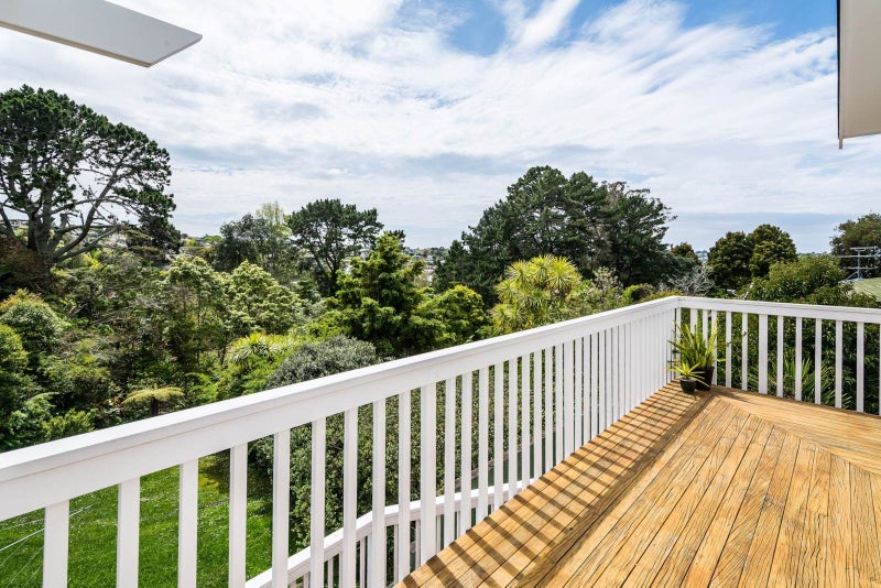 397 Wairau Road, Glenfield, Auckland - Carousel 2