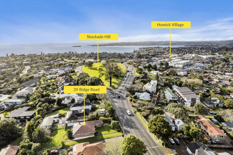 39 Ridge Road, Howick, Auckland - Carousel 1
