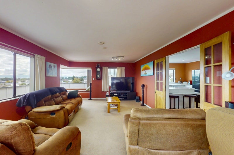 8A Walmer Grove, Bell Block, New Plymouth - Carousel 2