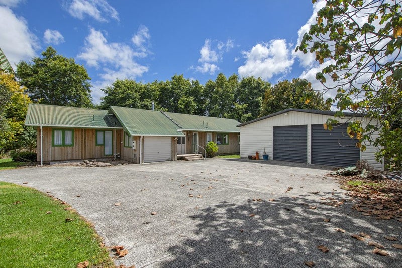 4 Proctor Road, Whangarei - Carousel 1