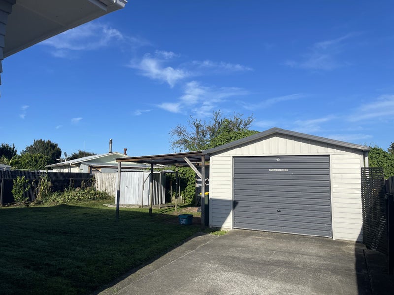 7 Deanwell Avenue, Deanwell, Hamilton - Carousel 10