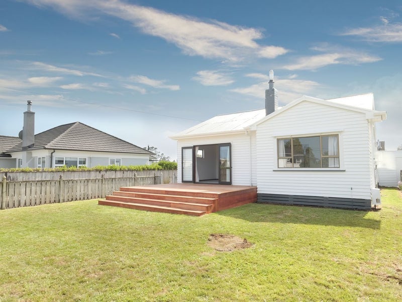 125 Brooklands Road, Brooklands, New Plymouth - Carousel 2