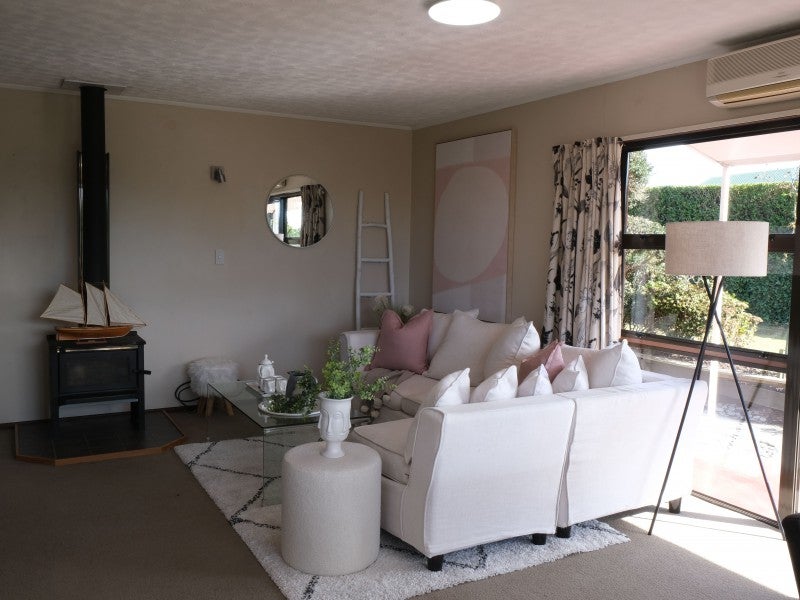 17A Holmes Street, Holmes Hill, Oamaru - Carousel 2