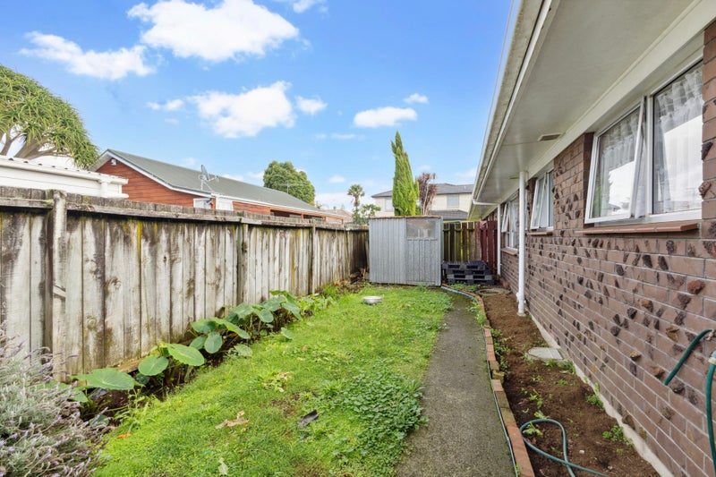2/28 King Street, Papatoetoe, Auckland - Carousel 11