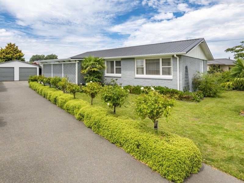 108 Conway Street, Mayfair, Hastings - Carousel 1