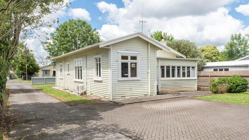 23 Marshall Street, Fairfield, Hamilton - Carousel 1