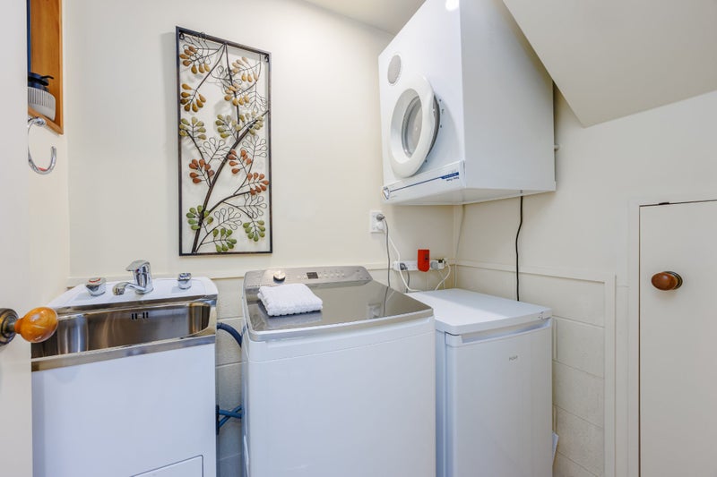1/96 William Bayes Place, Red Beach, Auckland - Carousel 24