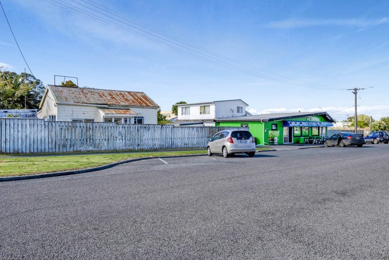 29 Allison Street, Ōpunake - Carousel 24