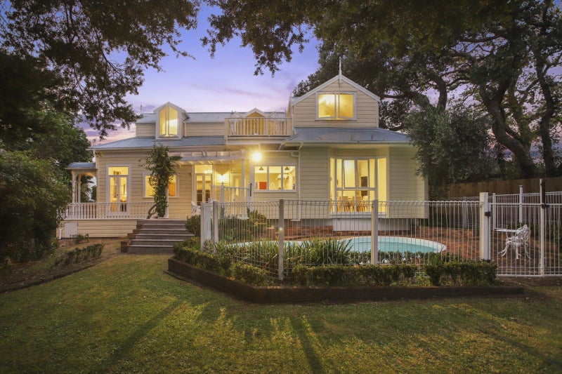 60 Princes Street, Northcote Point, Auckland - Carousel 1