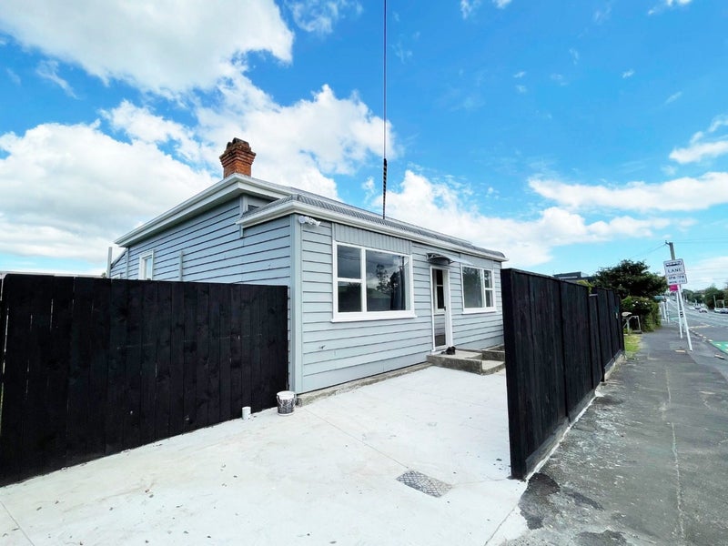 212 Sandringham Road, Sandringham, Auckland - Carousel 2