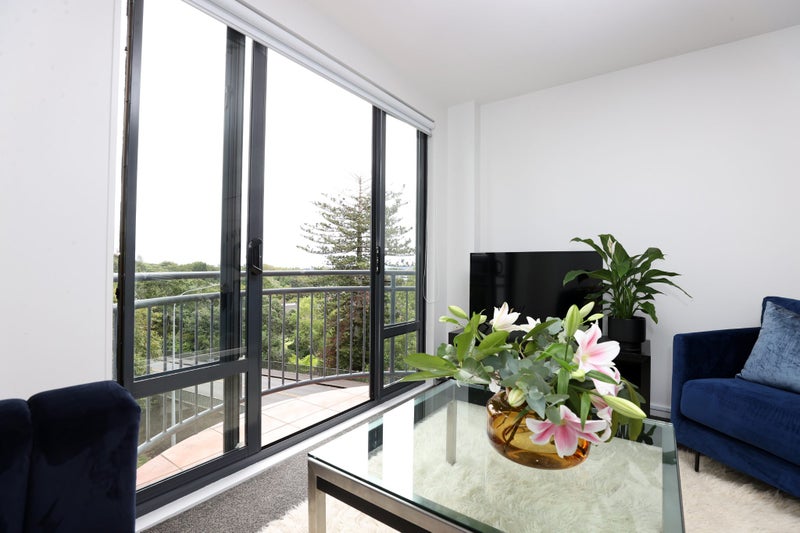 5A/11 Howe Street, Auckland Central, Auckland - Carousel 2